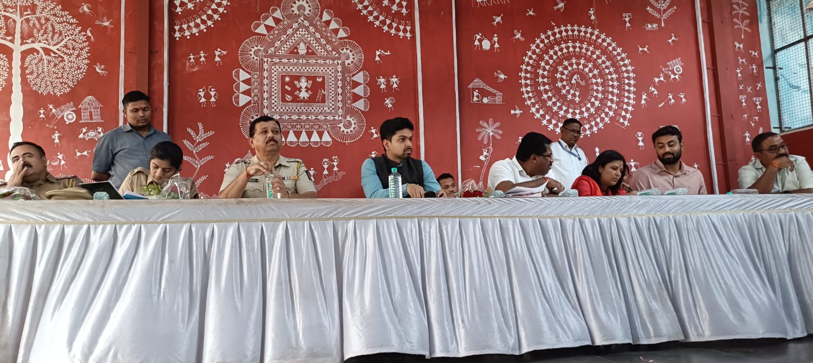 विवढवेढे महालक्ष्मी यात्रेच्या तयारीचा आढावा : भाविकांच्या स्वागतासाठी प्रशासन सज्ज