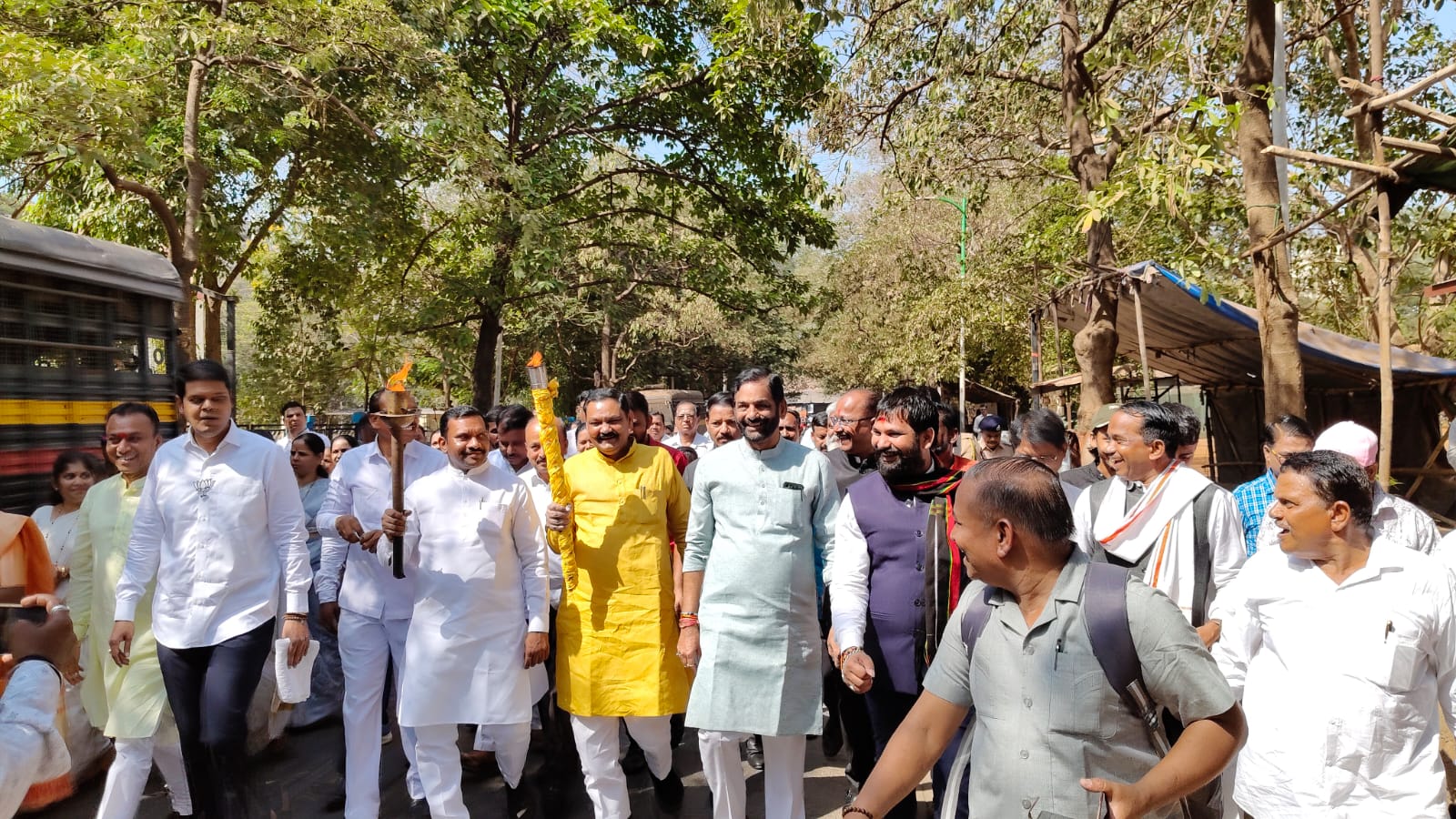 क्रांतीवीर राघोजी भांगरे यांचा इतिहास अभ्यासक्रमात समाविष्ट करा-खासदार डॉ. हेमंत सवरा यांची मागणी